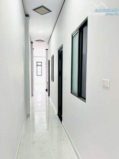 Cần bán căn nhà thiết kế Tân Cổ điển ngay gần cty ChangShin, giá 2ty150 Diện tích 5×20 - 1