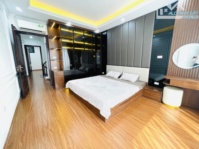 Bán nhà Phố Xuân La 51m2 ôtô cách 10m nhà 6 tầng 6 ngủ mới full nội thất - 1