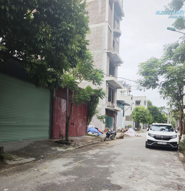 Bán mảnh đất đấu giá Đông Mỹ, vỉa hè, ô tô tránh 77m2, giá 9,7 tỷ - 1
