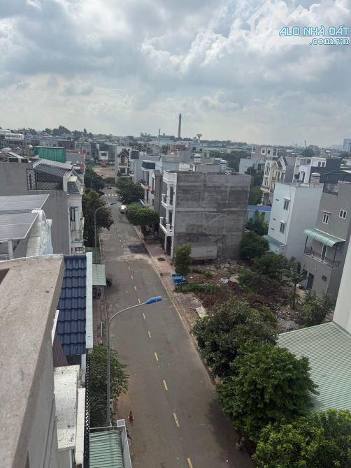 NHÀ Ở NGAY 3 TẦNG, 83.8M2 ( 6.8 x 12.3 ) FULL THỔ, NHỈN 4 ĐỒNG - 1
