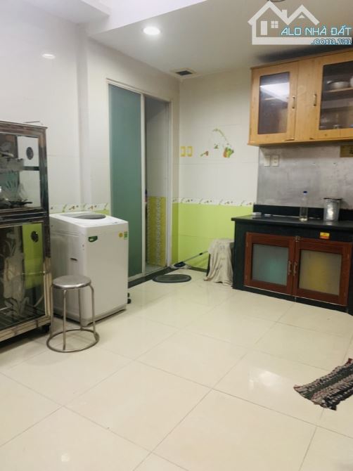 BÁN NHÀ MT PHAN HUY THỰC - KHU VIP TÂN KIỂNG - 240m2 (NỞ HẬU) - 11PN sẵn dòng tiền - SHR - 1