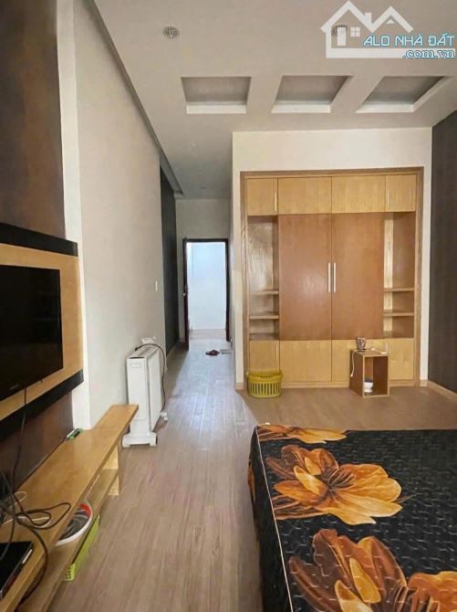 Cho thuê nhà ngõ Đội Cấn 30m2 x 4 tầng MT3m2 giá 12tr/tháng - 1
