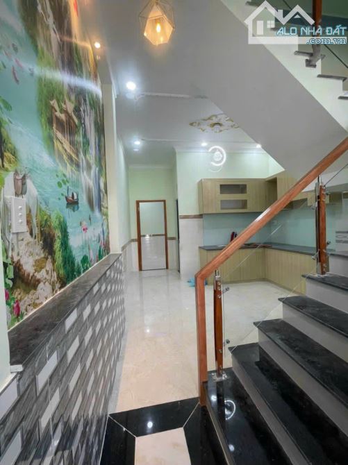 Cặp nhà liền kề hiếm hoi – rất phù hợp cho gia đình đông thành viên muốn ở gần nhau - 1