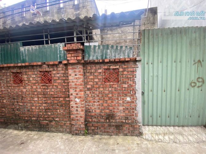 Bán đất tặng nhà cấp 4-diện tích 52m²-oto đỗ cửa-giá 4 tỷ -mặt tiền 4m - 1