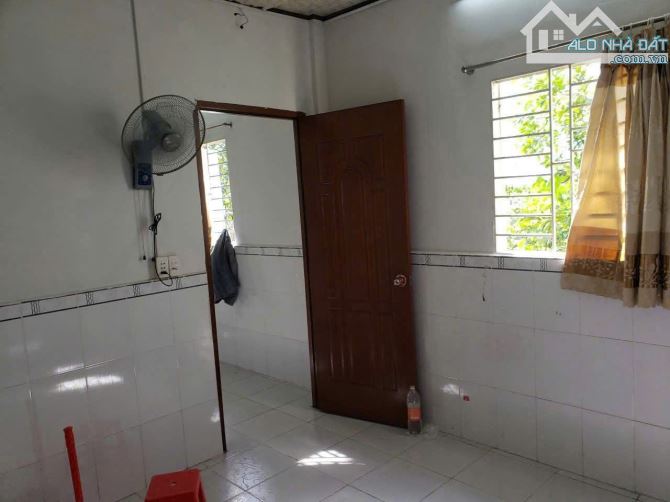 BÁN NHÀ CẤP 4 - 50m2 - NGAY CẦU SỐ 3 - ĐƯỜNG MỄ CỐC P15 QUẬN 8 .  ❌ GIÁ CHỈ 2 TY 950 . TL - 1