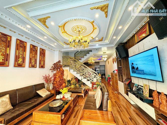 ✨🏡✨ Cần bán nhanh Nhà Phố Nhà Hẻm Xe Hơi, đường Phù Đổng Thiên Vương, P.08, Đà Lạt - 1