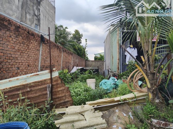 Bán đất đầu tư Dĩ An 5x30 xe hơi 2.6 tỷ. - 1