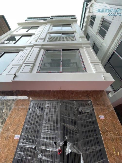 Nhà 5 tầng ô tô đỗ cách 10m. Giá cực tốt-Khẳng định k căn nào rẻ hơn-Giá chỉ từ 3.75T - 1
