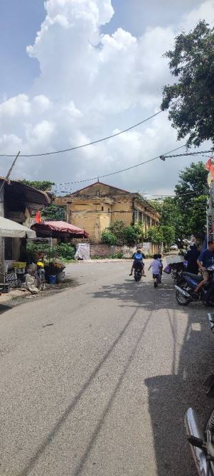 🚗 DIỆN TÍCH TO – Ô TÔ DỪNG ĐỖ TẠI CỔNG – CHỢ TẠI CỬA NHÀ – SỔ CẤT KÉT 🏡 - 1