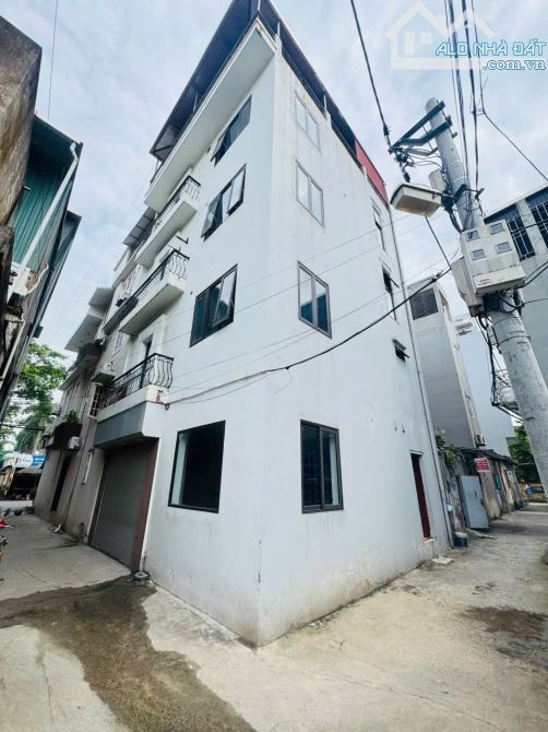 LÔ GÓC – 5 TẦNG, NGÕ THÔNG Ô TÔ – DIỆN TÍCH 62M – VỊ TRÍ CỰC ĐẸP – CHỈ 12,2 TỶ! - 1