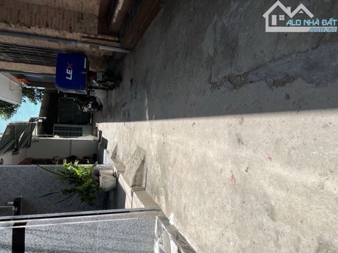 NHÀ SÁT QUẬN 6, DT LỚN 140M2, NGANG 7M, KHÔNG QH, SHR, HOÀN CÔNG ĐỦ, NHỈNH 4 TỶ - 1