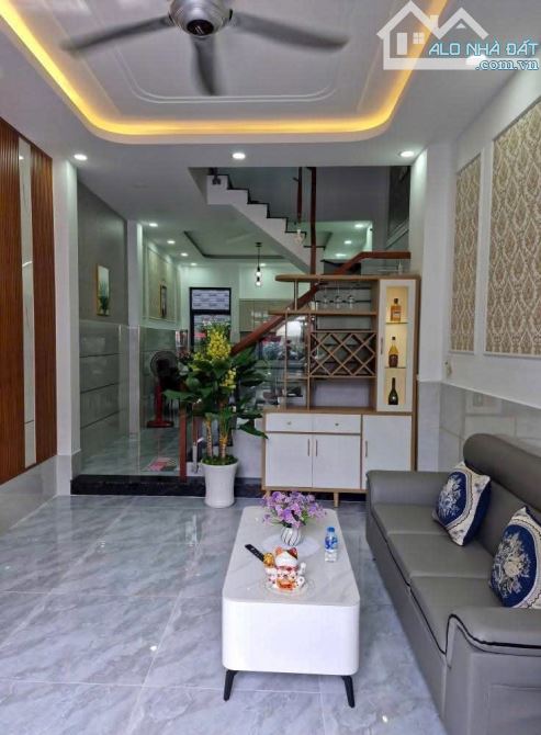 Bán nhà PHAN HUY ÍCH, 4mx 16m, Hẻm 4m, Chính Chủ, 4 Phòng Ngủ, 6 Tỷ x - 1