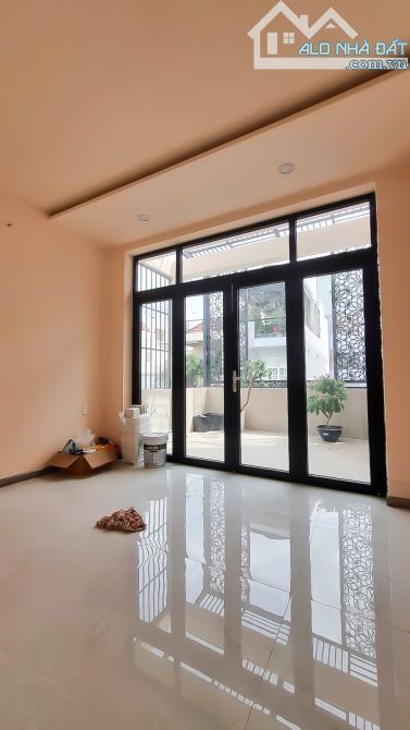 NHÀ ĐẸP Q.8 TẠ QUANG BỬU_ HXH_ CÁCH MT 50M CHỈ NHỈNH 9 TỶ - 1