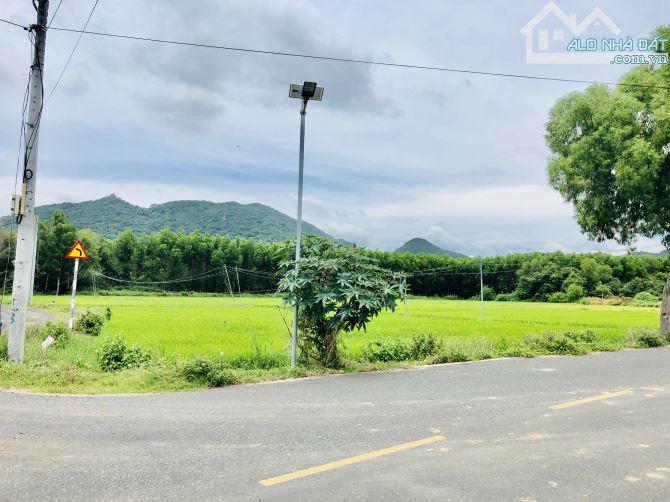 Góc 2 mặt tiền-KHU ĐỒNG GIÓ-HỒ SỞ BÔNG-BIỂN PHƯỚC HẢI-dt:174m2-6,8mx26m-85 thổ cư-view đẹp - 1