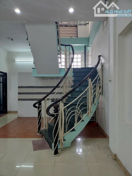 Bán nhà 4 tầng DT 111m² - Tô Hiến Thành, Quận 10 - Giá cực tốt - 1