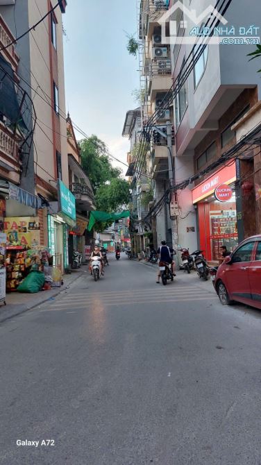 Bán nhà mặt ngõ  phú diễn, 50m2 ô tô tránh, kinh doanh sầm uất • nhà xây chắc chắn. - 1