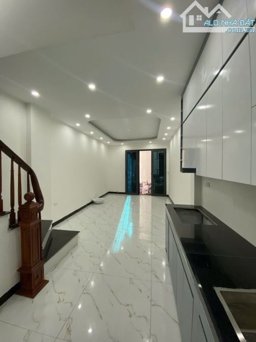Chỉ hơn 5 tỷ sở hữu nhà đẹp tổ 8 Huyền Kì , Phú Lương, ngõ nông , gần ô tô . Nội thất  đẹp - 1