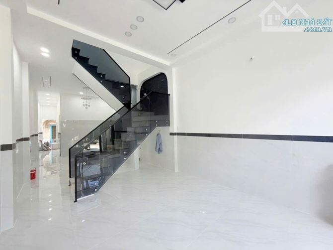 Bán nhà 1 Trệt 1 Lầu 72m2 đường N9 KDC Bửu Long chỉ 4,950 tỉ - 1