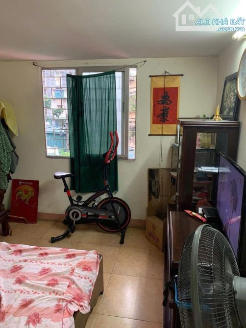 Hiếm Có - 3PN- Kinh Doanh - Tập Thể Phương Mai - Đống Đa - Dt: 85m2/2 tầng *5,05 tỷ - 1