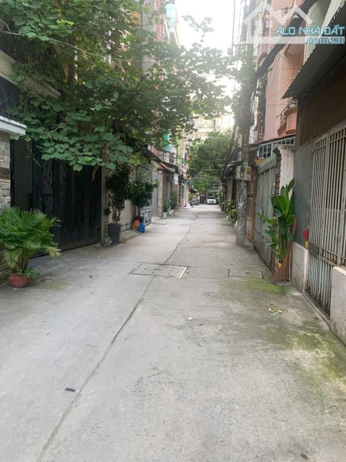XE HƠI NGỦ NHÀ – GẦN 60m2– NGANG 4M – CMT8 Q.10 – TIỆN XÂY SỬA - TỪ 9T - 1