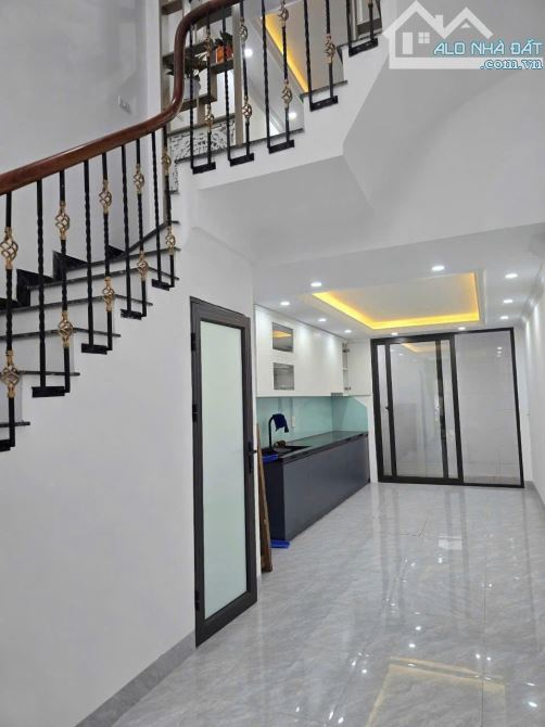 Cần bán nhà Kim Giang, Thanh Liệt, 32m, 6.3 tỷ, ô tô qua cổng - 1