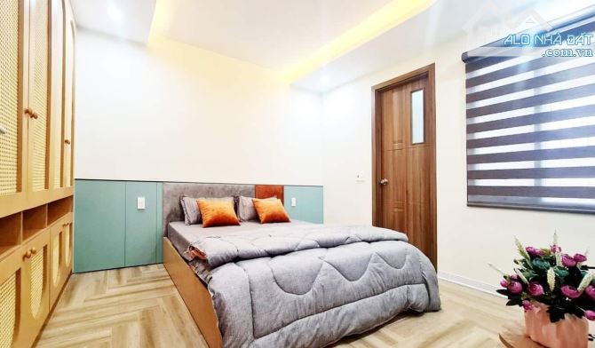 Bán nhà Trương Định, Hai Bà Trưng, 35m, 4 tầng, 10 tỷ, ô tô tránh - 1