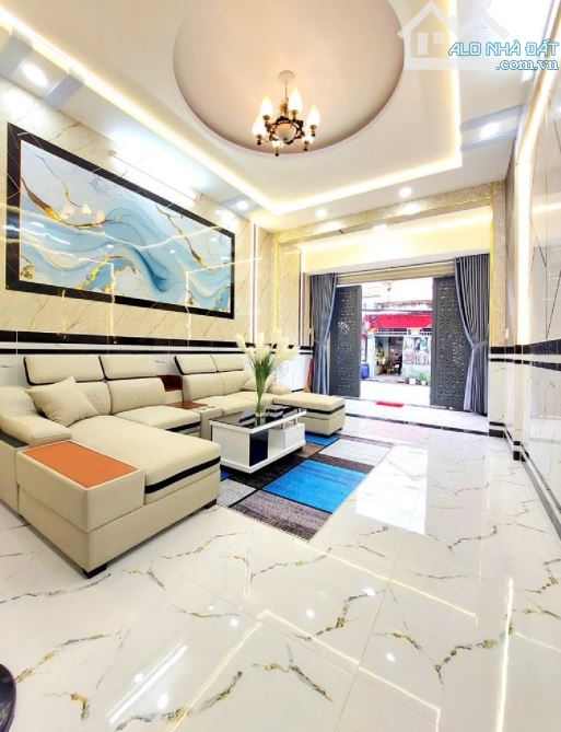 Bán nhà MẶT TIỀN KINH DOANH nhánh LÂM THỊ HỐ Q12 _ hẻm 8m _ 3 tầng. Tặng FULL NỘI THẤT - 1