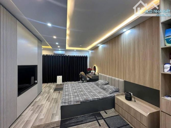 Bán nhà phạm Tuấn Tài 50m2, 4 tầng mặt tiền 4.5m phân lô ô tô giá 18.8 tỷ VIP Cầu Giấy - 1