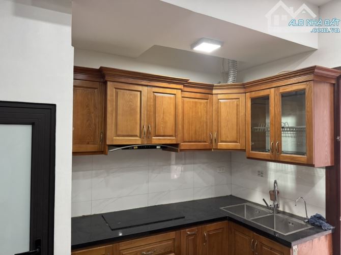 Bán nhà Hồ Tùng Mậu  35m2 5T 30m  ra Mặt phố : hơn 8 tỷ - 1