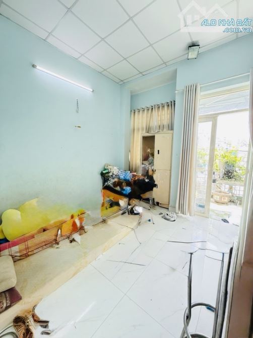 Bán nhà Cống Lỡ, 1 Sẹt Hẻm 8m, 53m2, 3 Phòng Ngủ, 5 Tỷ x - 1