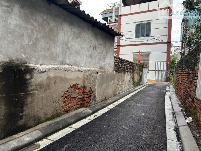 BÁN ĐẤT GẦN NHÀ THI ĐẤU UY NỖ – 42M² – Ô TÔ ĐỖ CỬA – CHỈ HƠN 3 TỶ. - 1