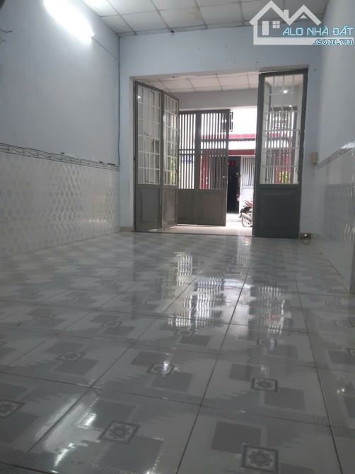 Nhà nguyên căn đối diện Lotte mart Nguyễn Văn Lượng,GV.hẻm xe hơi. 8tr - 1