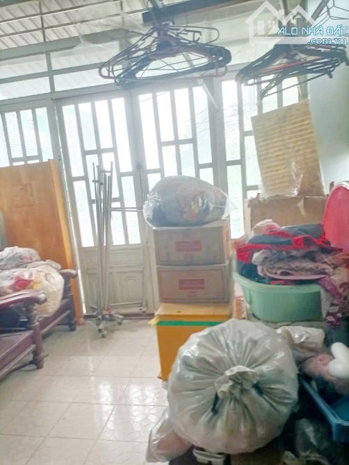 Bán nhà 2 lầu vị trí đẹp gần MT đường Phạm Hùng P.Chánh Hưng Quận 8 - 1