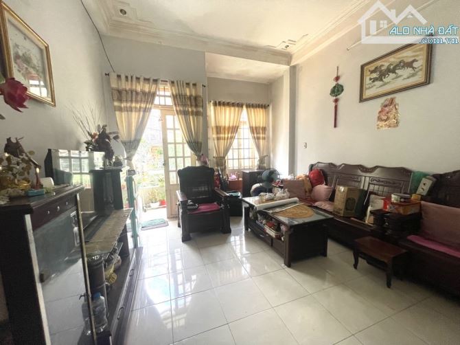 XE HƠI TRÁNH NHAU - 3 TẦNG BTCT - 60M2 - CHÍNH CHỦ🌹 Kết cấu 1 trệt 2 lầu, 4 phòng 3wc, - 1