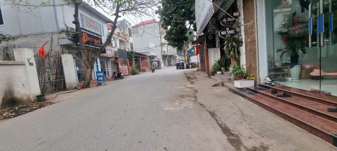 Bán đất mặt đường Nguyễn Viết Tú, Gia Viễn, Định Trung - 1