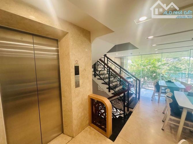 BÁN KHÁCH SẠN MẶT TIỀN TRẦN QUANG DIỆU, 102m2, 3x tỷ, Đà Nẵng - 1