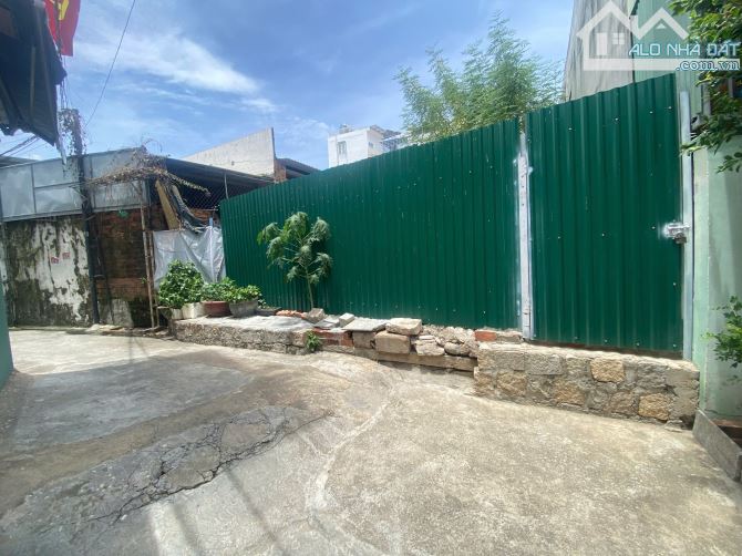 Bán đất Hoàng Diệu trung tâm Nha Trang DT đất 88,9m , ngang 6m cách biển 400m giá 3ty850 - 1