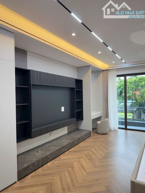 💎 SIÊU PHẨM TRUNG TÂM PHỐ CHU HUY MÂN – THIẾT KẾ DUPLEX ĐỈNH CAO 💎 65M - 13,x tỷ - 1