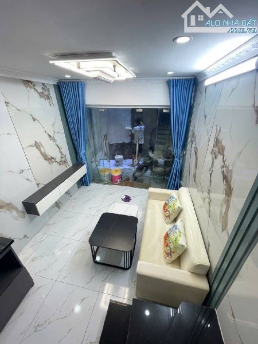 PHỐ TÂY SƠN-ĐỐNG ĐA, 30m ra mặt phố-5 TẦNG:DT 20M2-MT3.3M-GIÁ CHỈ 5.2 TỶ - 1