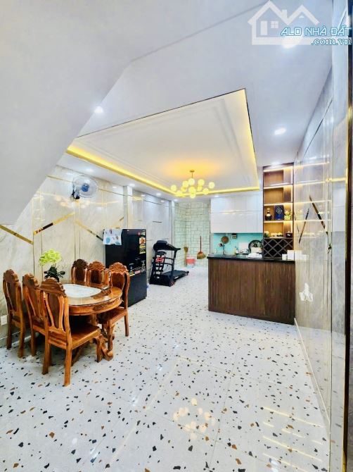 Bán nhà Phạm Văn Chiêu, phường 9, Gò Vấp, 3 tầng, 70m², hẻm ô tô 6m, giá chỉ 8 tỷ nhỉnh - 1