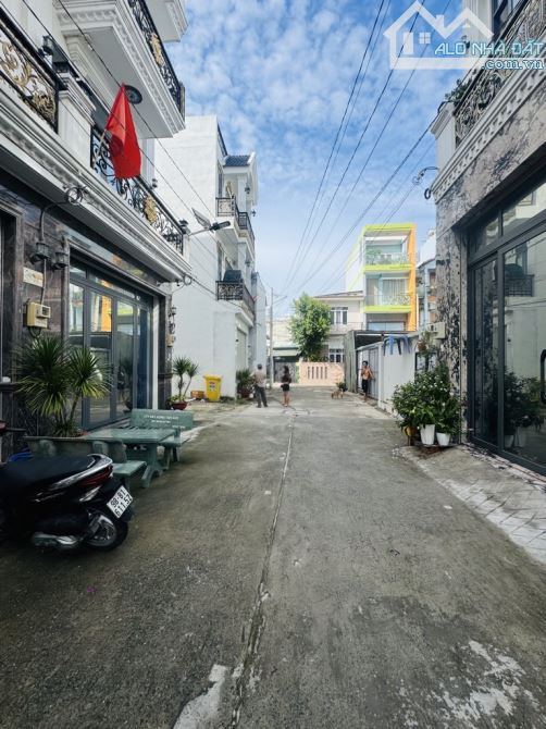 PHẠM ĐĂNG GIẢNG -BHH-BÌNH TÂN - 4X15M A4 - 4 TẦNG - HẺM 6M -  6.9 TỶ. - 1