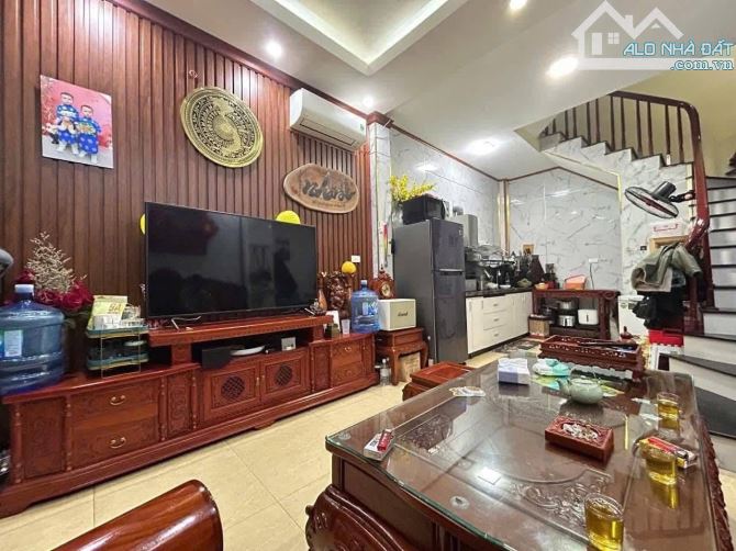 Ô Tô Cách 20M Tôn Đức Thắng, Ngõ Thông KD, 36m2*5T MT Khủng 7M Chào 9.2 Tỷ - 1