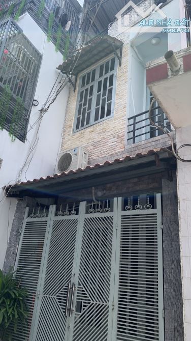 Ngay ngã 5 chuồng chó, 2 tầng, 3 phòng ngủ, 4m x 9m, hẻm 3m - 1