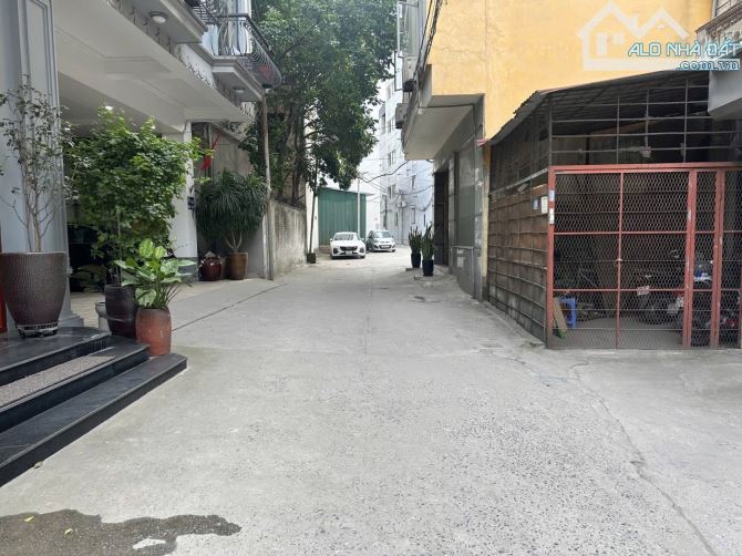 Bán đất Lâm Du 110m2 ngõ rộng oto tránh đỗ mặt tiền rộng 21 tỷ - 1