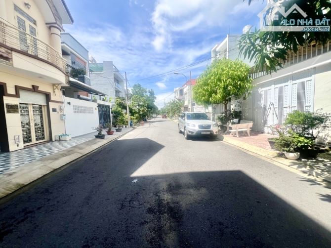 NHÀ PHỐ 4 TẦNG– ĐƯỜNG 14M- NGANG 6M– KDC CÁN BỘ CẤP CAO– PHƯỚC KIỂN, NHÀ BÈ- GIÁ NHỈNH 8 T - 1