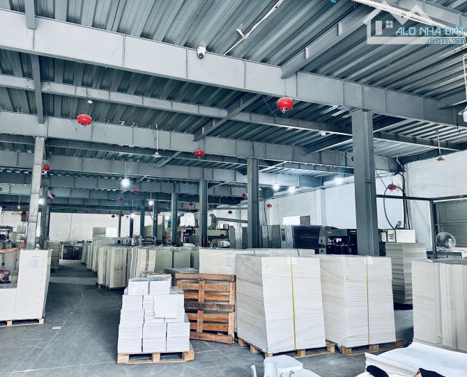 Cho thuê 1300m2( 650mx2 tầng) cách ql32 50m kho rất đẹp - 1
