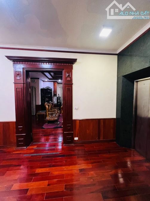 Huỳnh Thúc Kháng, DT 72M2x7T, MT 16M, giá 70 tỷ  PHÂN LÔ 2 MẶT NGÕ TO NHƯ PHỐ - VỈA HÈ - 1