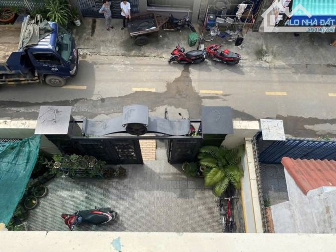 BIỆT THỰ 3 TẦNG, 5 PHÒNG NGỦ CỰC RỘNG - 1