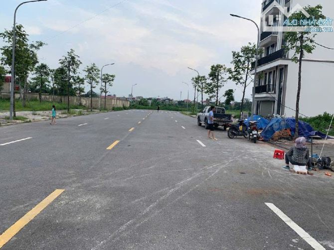 Vị trí VÀNG trung tâm TP – Nhà khu TDC Him Lam cần bán gấp! - 1