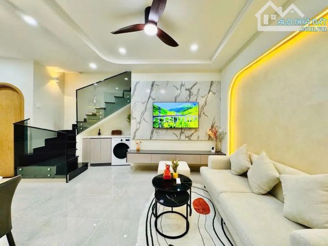BÁN NHÀ 2 TẦNG – THÍCH QUẢNG ĐỨC, P.5- PHÚ NHUẬN – 4.98 TỶ -NGANG 6M - 1